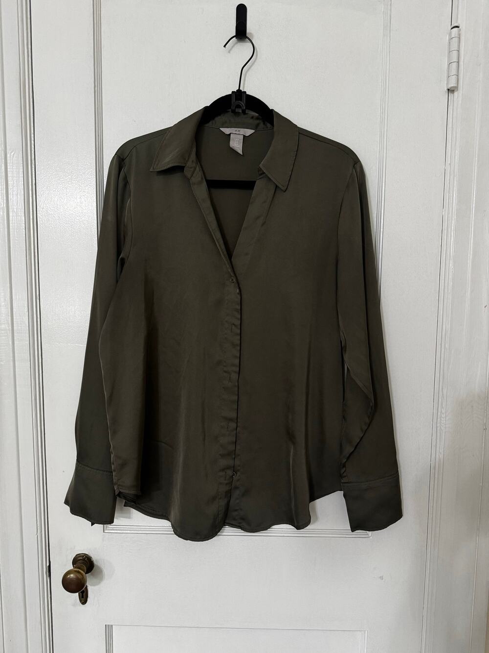 H&M Olive Green Satin Button-Down Blouse – Size Medium